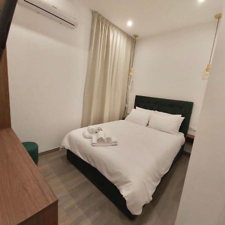 Real City Suites Syntagma Atenas Exterior foto