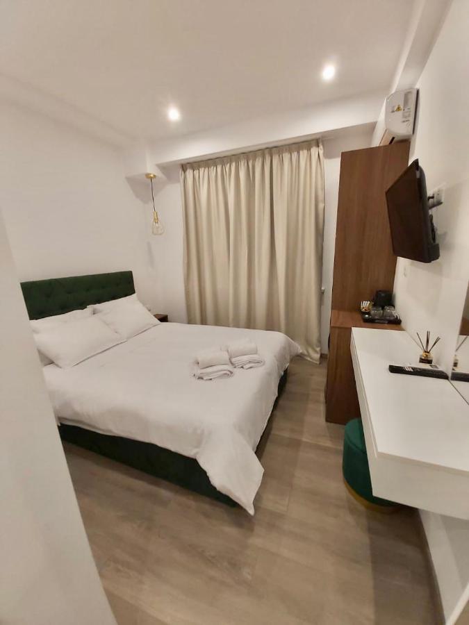 Real City Suites Syntagma Atenas Exterior foto