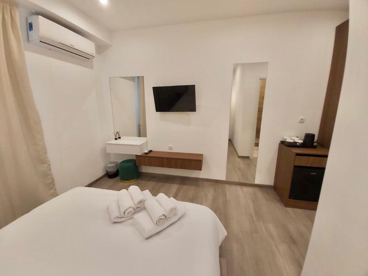 Real City Suites Syntagma Atenas Exterior foto