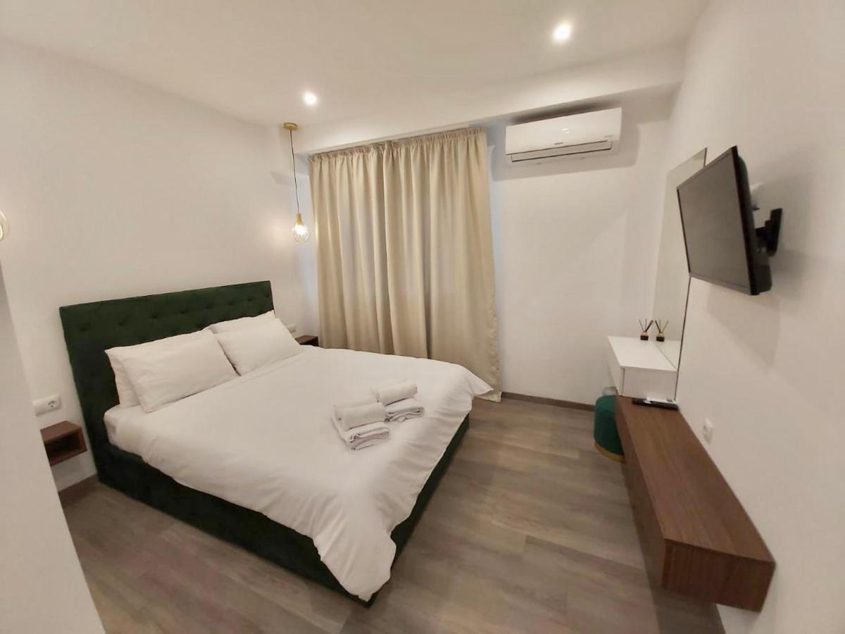 Real City Suites Syntagma Atenas Exterior foto